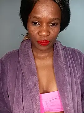 Snapshot of Missvixen81 chatting on 07-16-26, 01:13 Missvixen81 online show from 07-16-26, 01:13