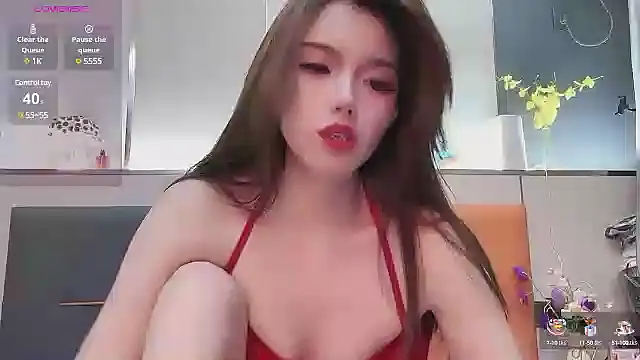 Snapshot of guoguo7777777 chatting on 03-13-25, 07:06 guoguo7777777 online show from 03-13-25, 07:06