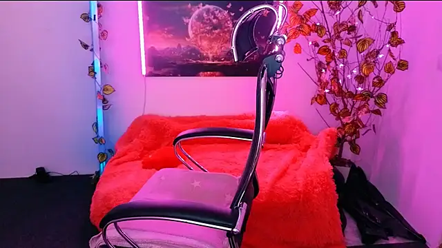 AnielaFox online show from 10-12-25, 08:16