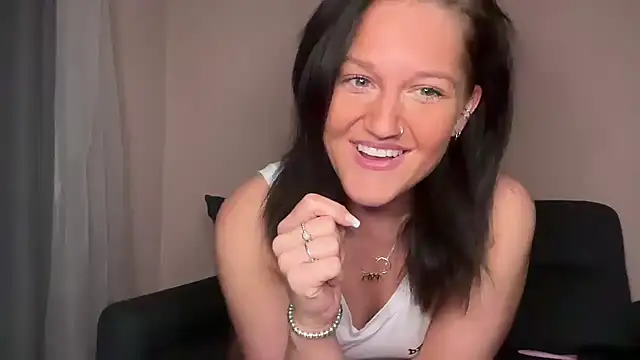 Snapshot of Pleasing-Chloe49 chatting on 09-09-25, 08:18 Pleasing-Chloe49 online show from 09-09-25, 08:18