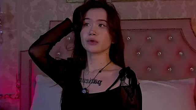 HeatherSweet  online show from 10-22-25, 05:23