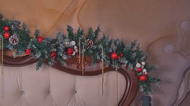 Amanda River online show from 12-18-25, 12:27