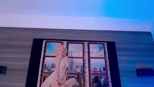 SashaNova online show from 10-07-25, 04:02