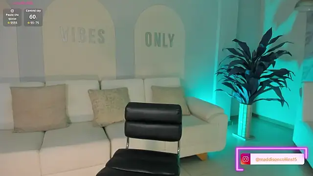 Snapshot of MaddisonCollins chatting on 02-06-26, 07:43 MaddisonCollins online show from 02-06-26, 07:43