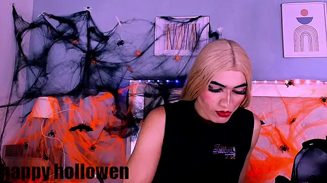 Emily Castillo 1 online show from 10-10-25, 05:08