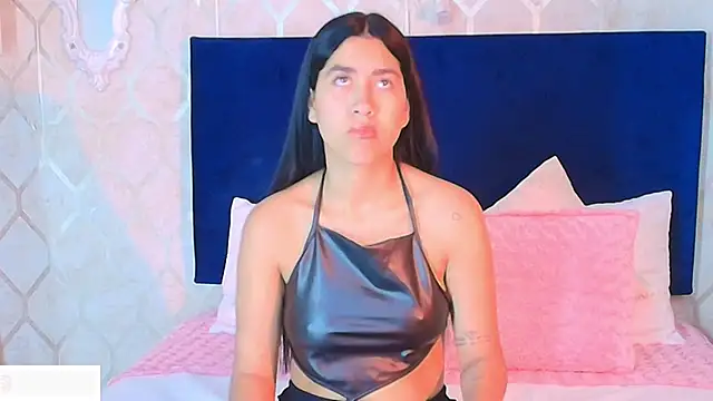 Mia Montess online show from 03-18-25, 12:28