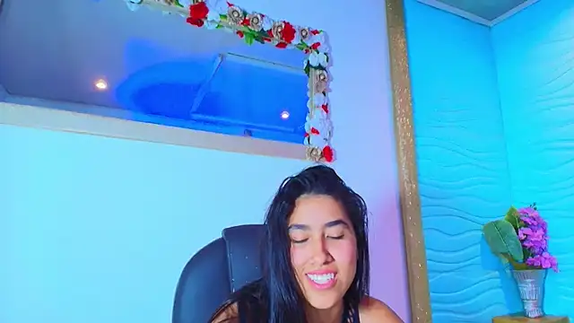 Mia Montess online show from 01-05-26, 05:27