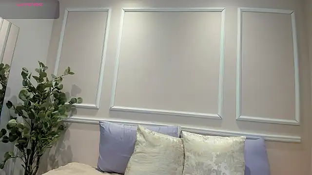 Snapshot of Lucy_Canel chatting on 02-07-26, 05:10 Lucy Canel online show from 02-07-26, 05:10