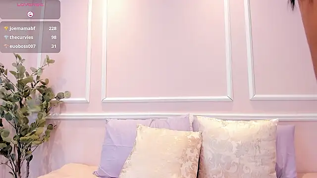 Snapshot of Lucy_Canel chatting on 02-05-26, 07:10 Lucy Canel online show from 02-05-26, 07:10