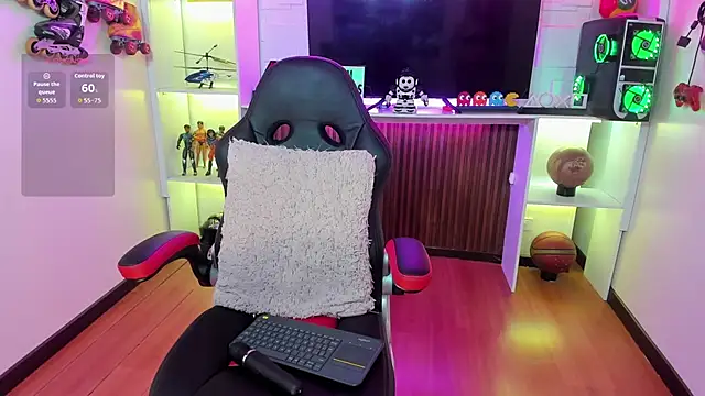 Snapshot of i_am_karoll chatting on 02-07-26, 07:11 i am karoll online show from 02-07-26, 07:11