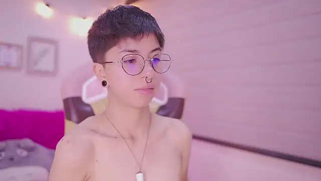 tommy blue online show from 04-11-26, 01:57