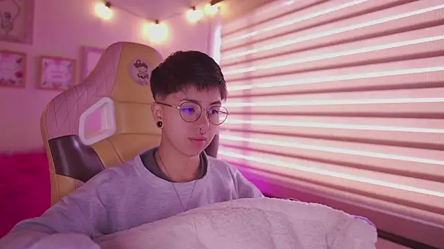 tommy blue online show from 04-13-26, 12:31