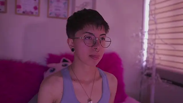 tommy blue online show from 04-18-26, 07:07