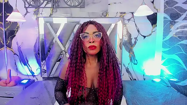CandyMartinez  online show from 07-24-26, 08:05