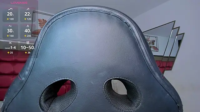 SaskiaGrendel online show from 04-28-26, 12:09