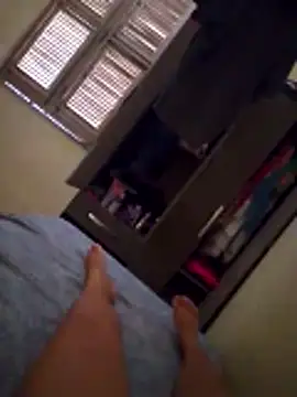 Snapshot of viviksmel chatting on 10-24-25, 09:08 viviksmel online show from 10-24-25, 09:08