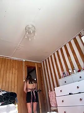 floooohv online show from 02-06-26, 09:33