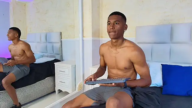 Snapshot of LexiAndDeker chatting on 10-03-25, 05:14 LexiAndDeker online show from 10-03-25, 05:14