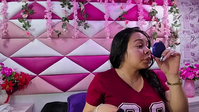  Violeta 18 online show from 11-06-25, 02:48