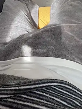 ategurl192 online show from 04-03-26, 06:09