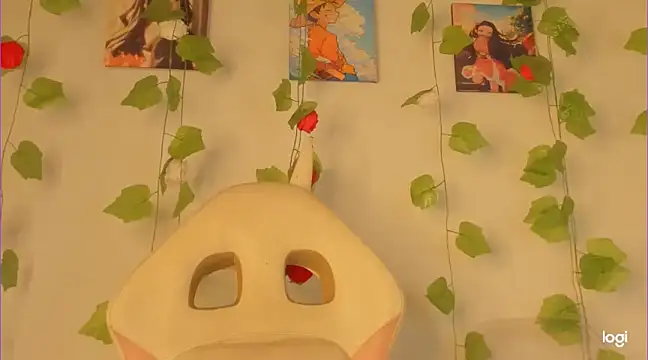 Snapshot of Aprillebony chatting on 03-11-25, 01:45 Aprillebony online show from 03-11-25, 01:45