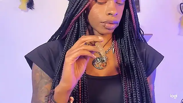 Snapshot of Aprillebony chatting on 10-04-25, 07:48 Aprillebony online show from 10-04-25, 07:48