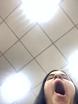 Eliss Shyyo online show from 01-15-26, 07:56