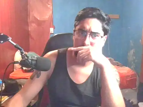 Snapshot of genganrr chatting on 03-03-25, 02:28 genganrr online show from 03-03-25, 02:28