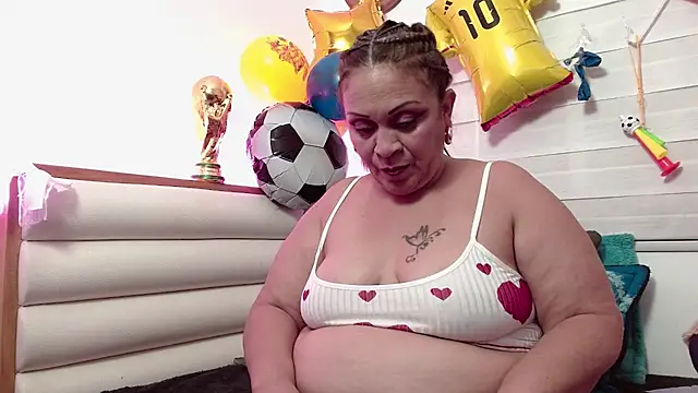 scarlettbooty online show from 07-08-26, 03:02