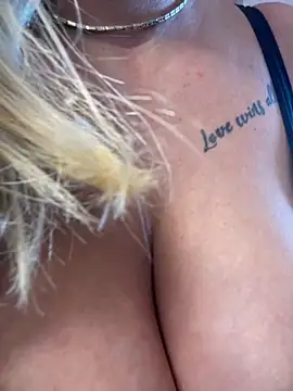 Jennifer24    online show from 04-21-26, 07:37