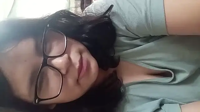 Snapshot of Maferyale chatting on 02-26-26, 09:48 Maferyale online show from 02-26-26, 09:48