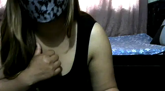 cute kuku online show from 03-10-25, 01:56