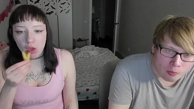 JayMollyy online show from 04-29-26, 05:30