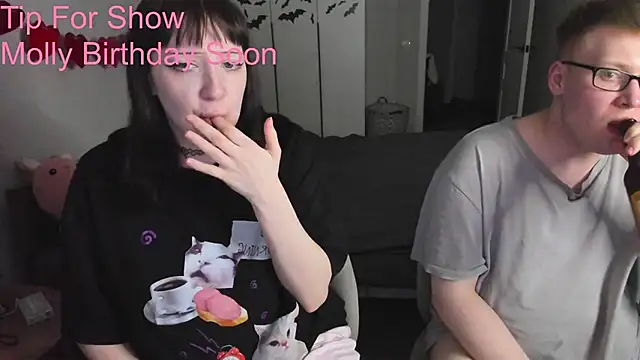 JayMollyy online show from 05-26-26, 06:06
