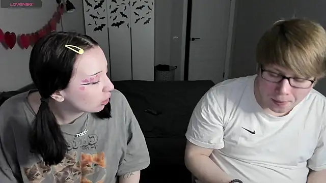 JayMollyy online show from 04-15-26, 05:28