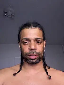 Snapshot of Nitobooy77 chatting on 04-18-26, 04:59 Nitobooy77 online show from 04-18-26, 04:59