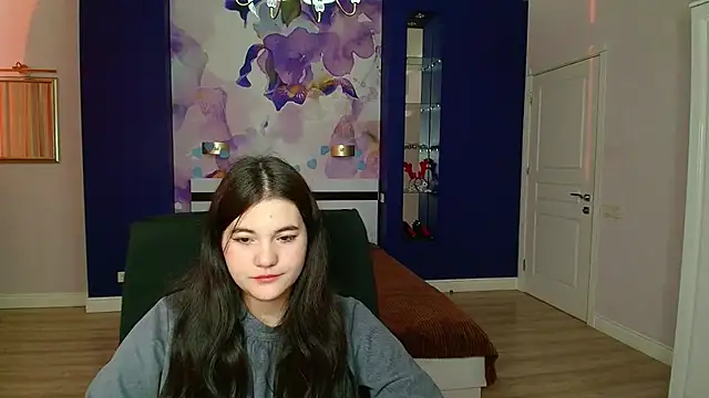 Snapshot of ElinaMils chatting on 03-04-25, 03:37 ElinaMils online show from 03-04-25, 03:37