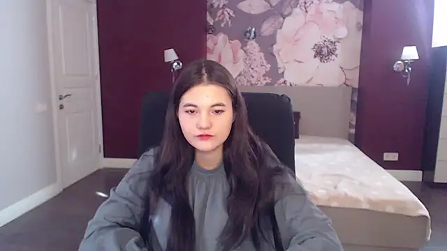 Snapshot of ElinaMils chatting on 03-05-25, 12:11 ElinaMils online show from 03-05-25, 12:11