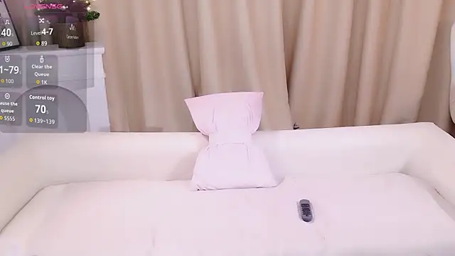 honey113 online show from 12-14-25, 01:06