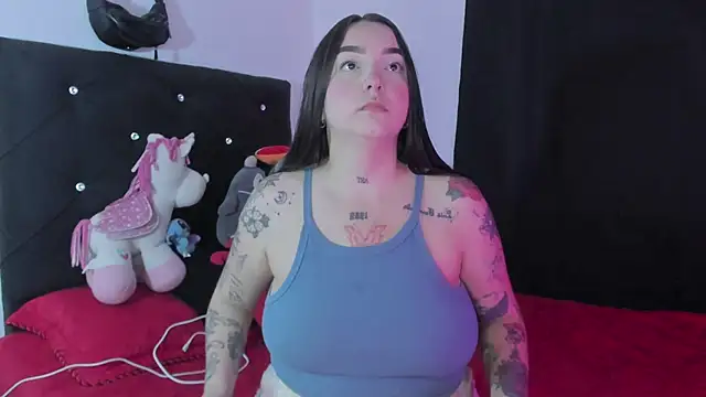 Celestte online show from 12-17-25, 01:32