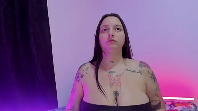 Celestte online show from 02-17-26, 04:32