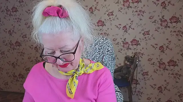 Maya Mayflower online show from 01-12-26, 03:24