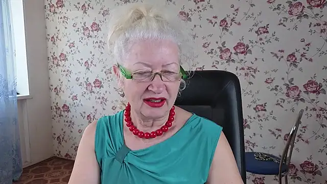 Maya Mayflower online show from 09-12-25, 03:50