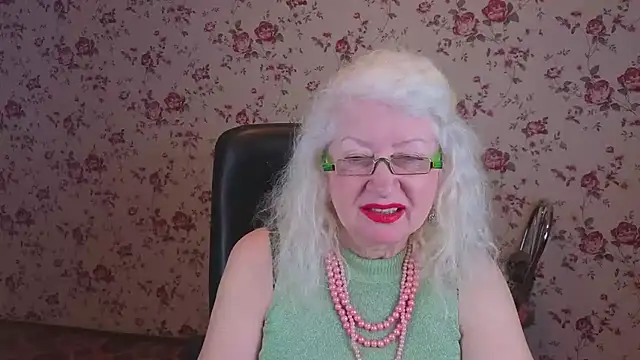 Maya Mayflower online show from 03-17-26, 03:09