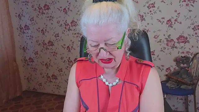 Maya Mayflower online show from 04-02-26, 03:24