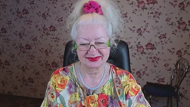 Maya Mayflower online show from 12-20-25, 04:48