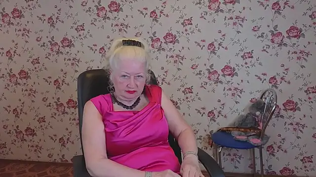 Maya Mayflower online show from 04-16-26, 03:18