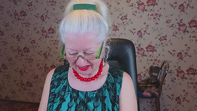 Maya Mayflower online show from 03-19-26, 02:44