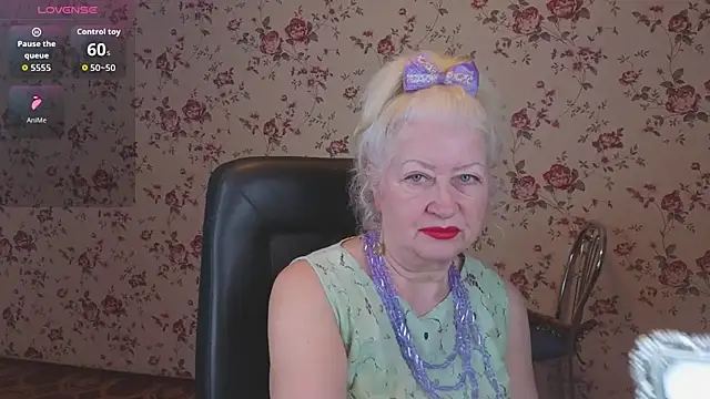 Maya Mayflower online show from 02-03-26, 02:43