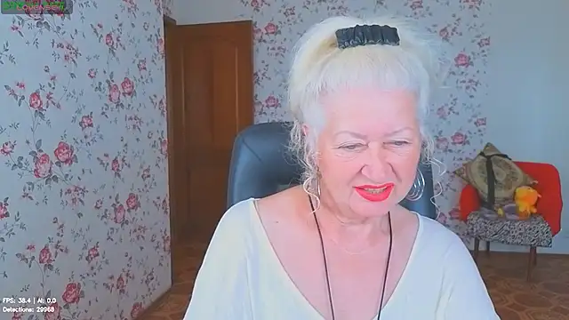 Maya Mayflower online show from 07-05-26, 03:44